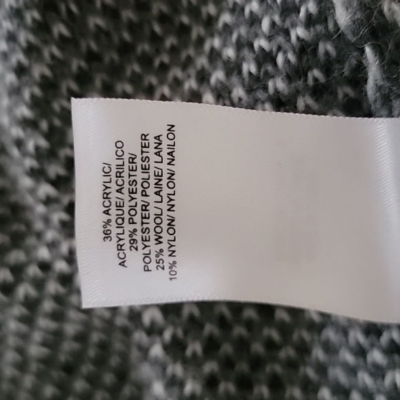 Lucky Brand Camo Sweater - Picture 5 of 5